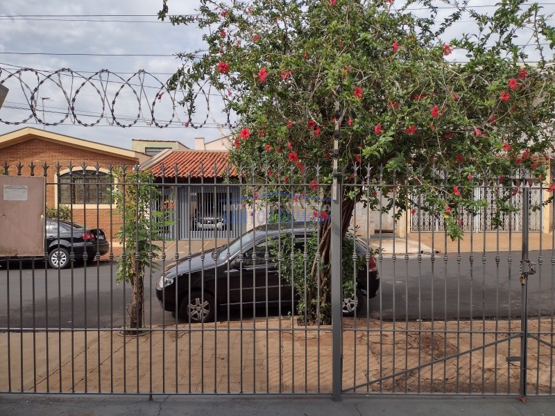 Casa à venda e aluguel com 2 quartos - Foto 18