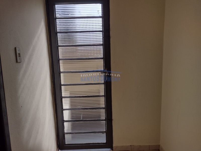 Casa à venda e aluguel com 2 quartos - Foto 3